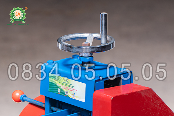 may-tuot-day-dien-phe-lieu-3a-3kw Máy tuốt dây điện