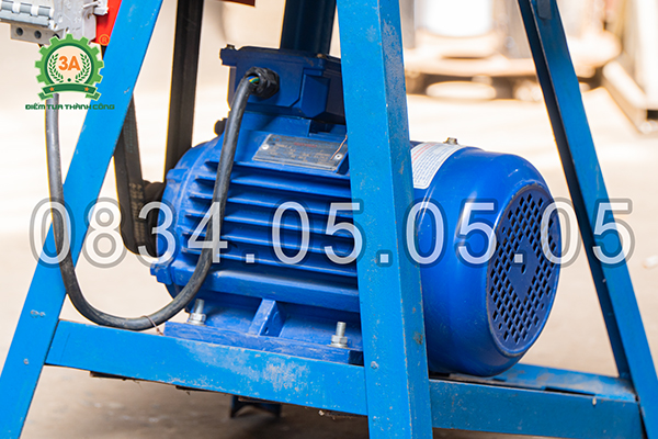 may-tuot-day-dien-phe-lieu-3a-3kw Máy tuốt dây điện